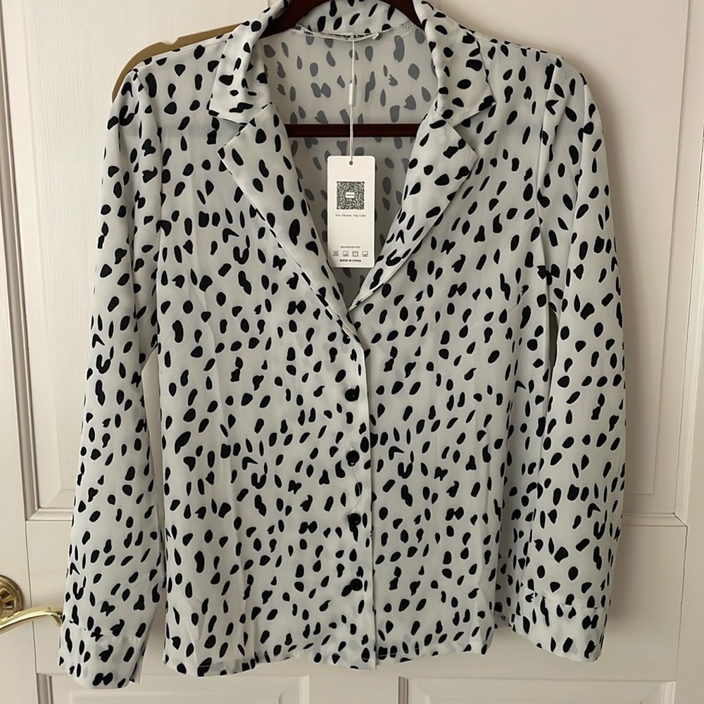 Animal print long sleeve blouse